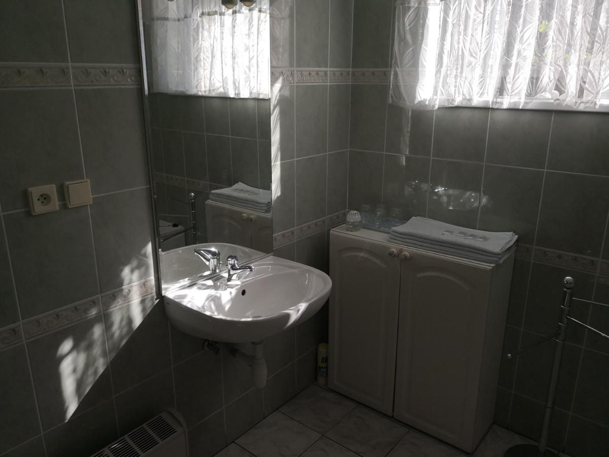 Ubytovani U Machova Jezera - Apartmany - Ludmila Grulisova ドクシ エクステリア 写真